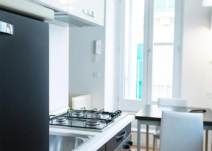 Graffiti Living Niglio 게스트하우스 3*