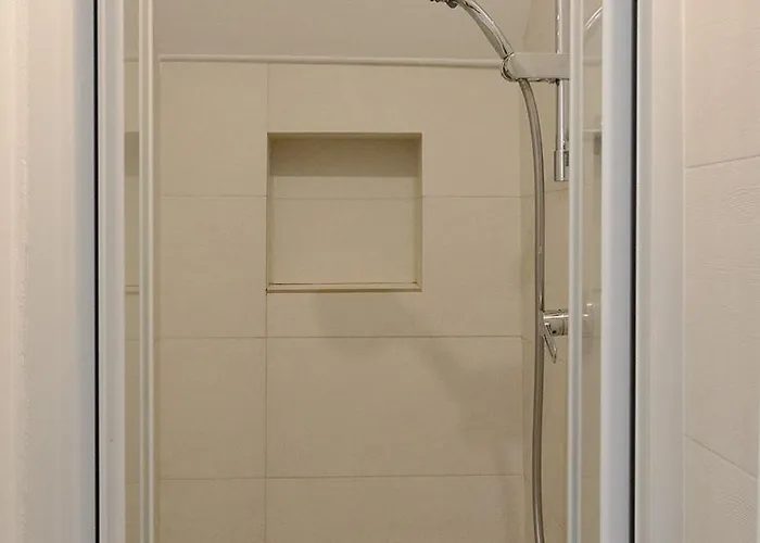 Konukevi Graffiti Living Niglio 3*